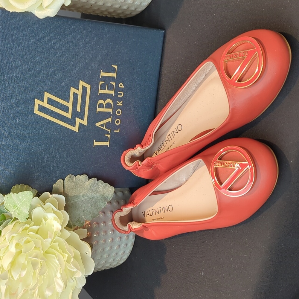 Valentino Flats
